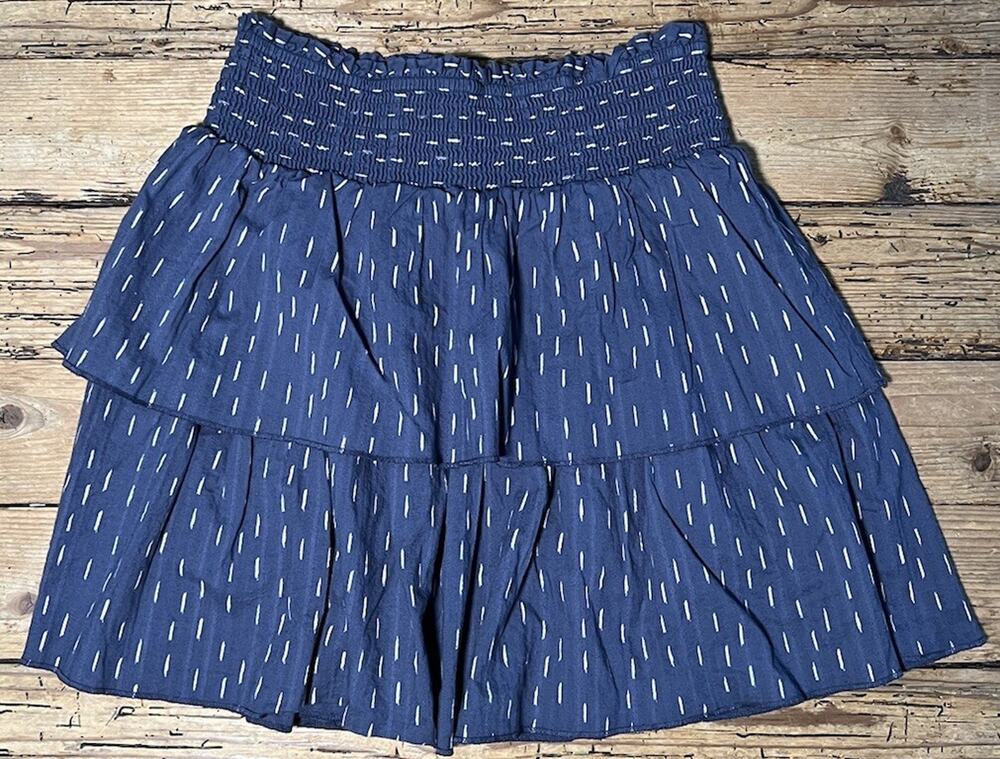 Universal Thread Women’s Gray Mini Skirt Elastic Waist Size M NWOT